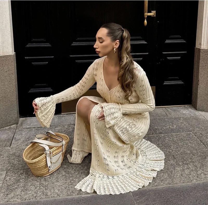 Beige Maxi Dress / Robe - Long Sleeves